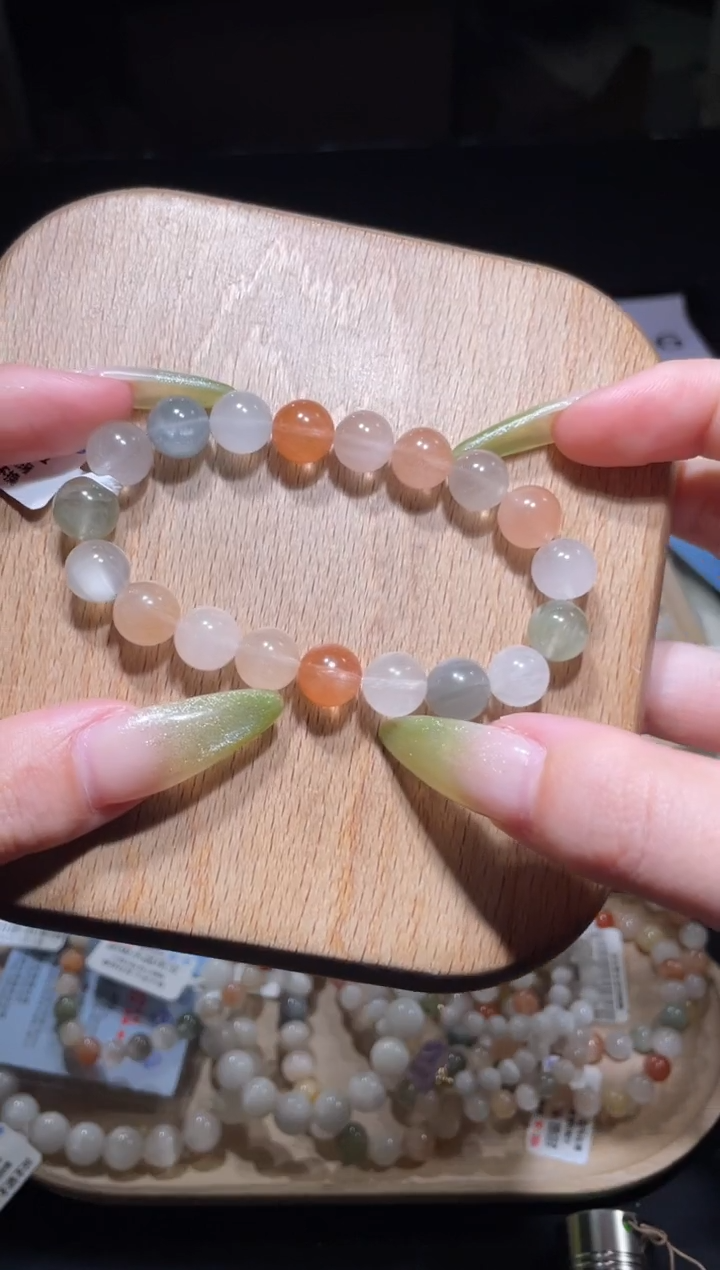 【闪购商品】水晶手链未镶嵌186号多样性发货一C 10+