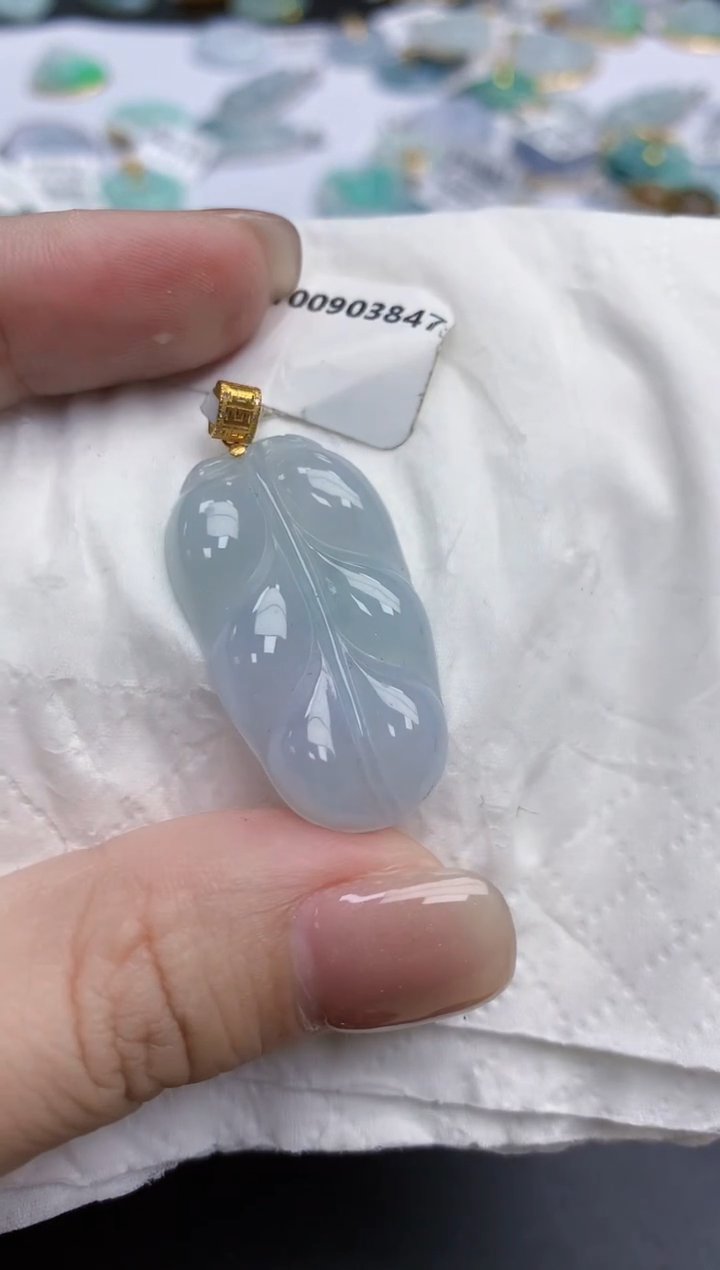 【闪购商品】翡翠颈饰18K金镶嵌天然缅甸翡翠A货