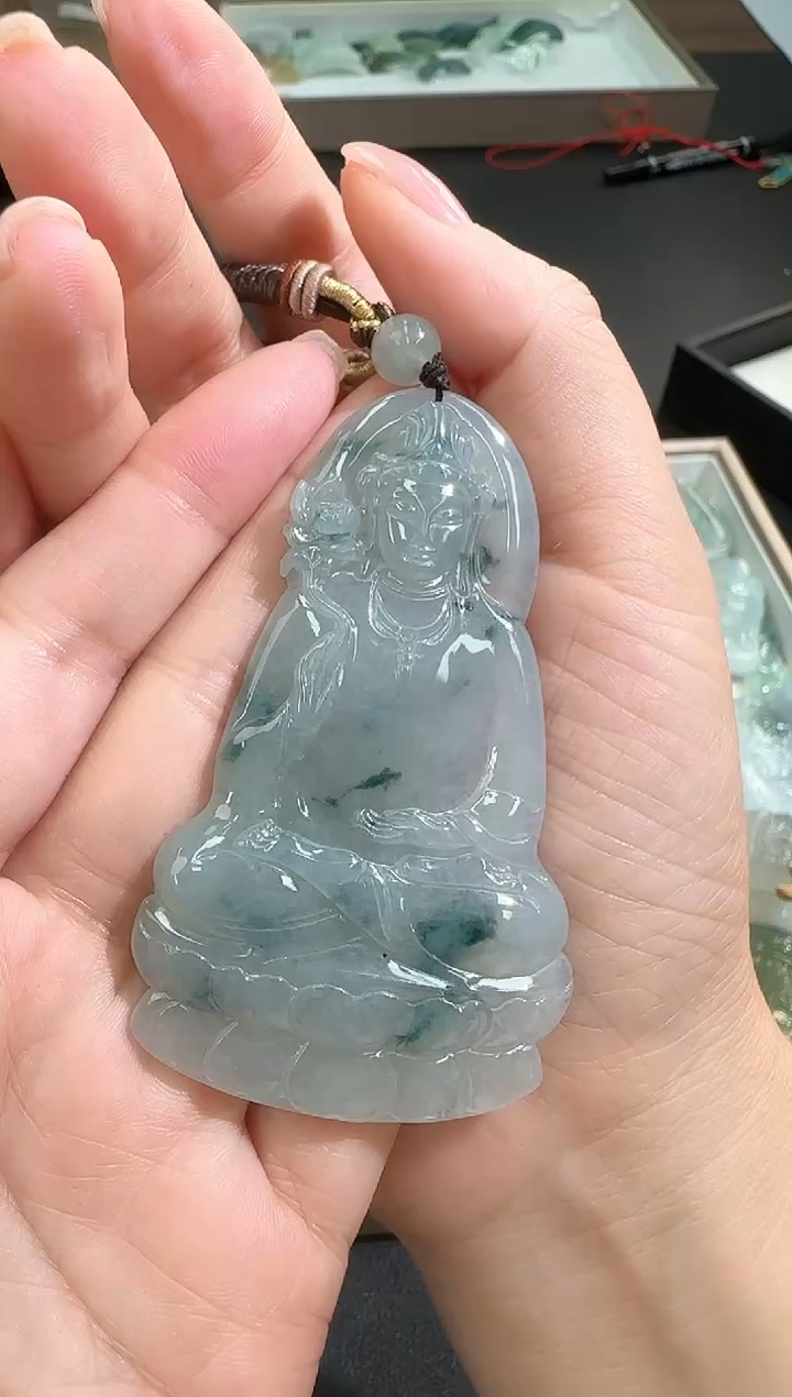 【闪购商品】翡翠颈饰未镶嵌2502024224