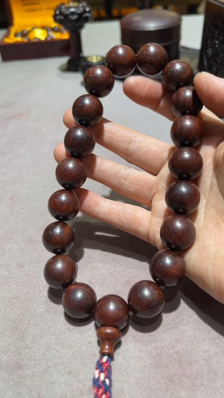 檀香紫檀（小叶紫檀）向*葵精品木艺1.8手持精工细作