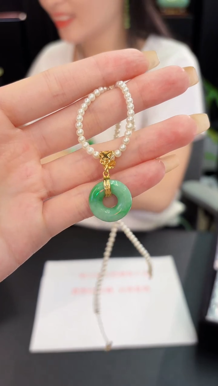 翡翠未镶嵌吊坠(不含链)1缅料A货/多样性发货/一件