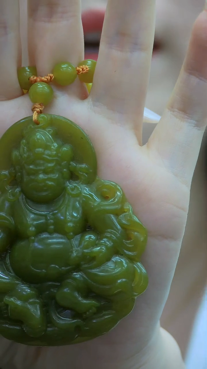 【闪购商品】蛇纹石玉财神未镶嵌挂件颈饰