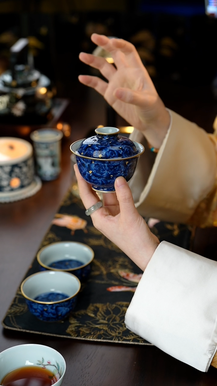 【闪购商品】雲梦玫瑰黑金盖碗