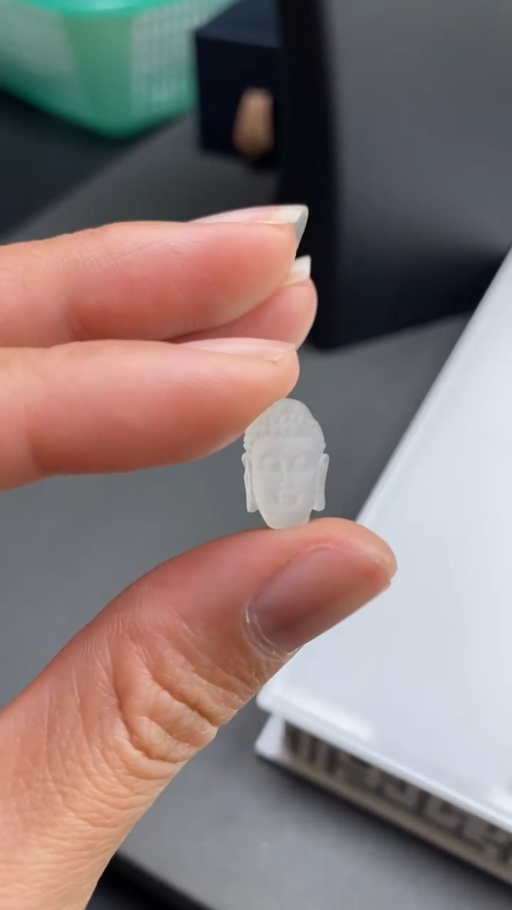 【闪购商品】定制翡翠未镶嵌佛头