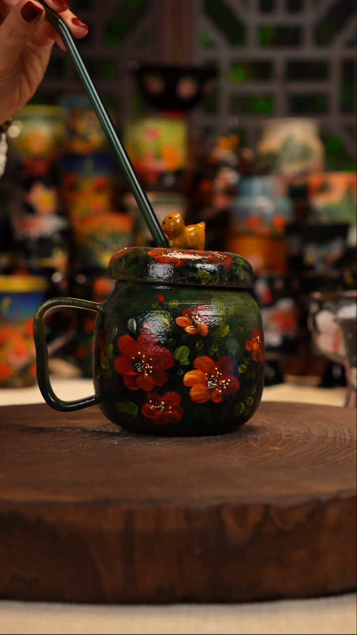 油画   釉下彩  杯子