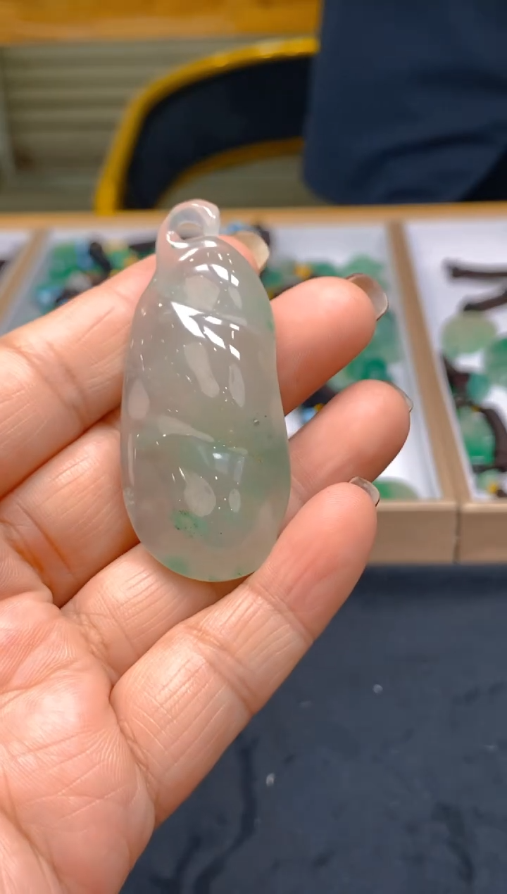 【闪购商品】石英质玉颈饰未镶嵌冰美人非洲翠030