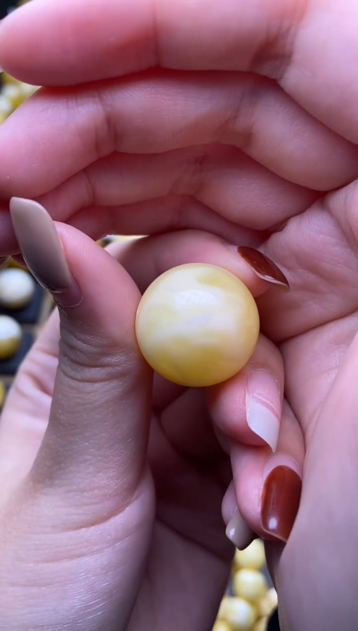 【闪购商品】琥珀裸石未镶嵌大小姐珠宝63