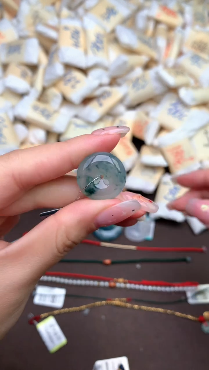 【闪购商品】翡翠挂件未镶嵌—