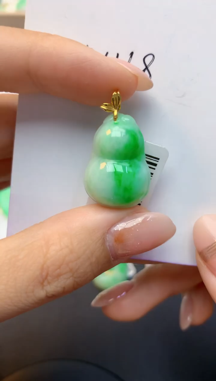 颈饰18K金镶嵌翡翠天然A货缅甸翡翠百元以上9元证书费自理