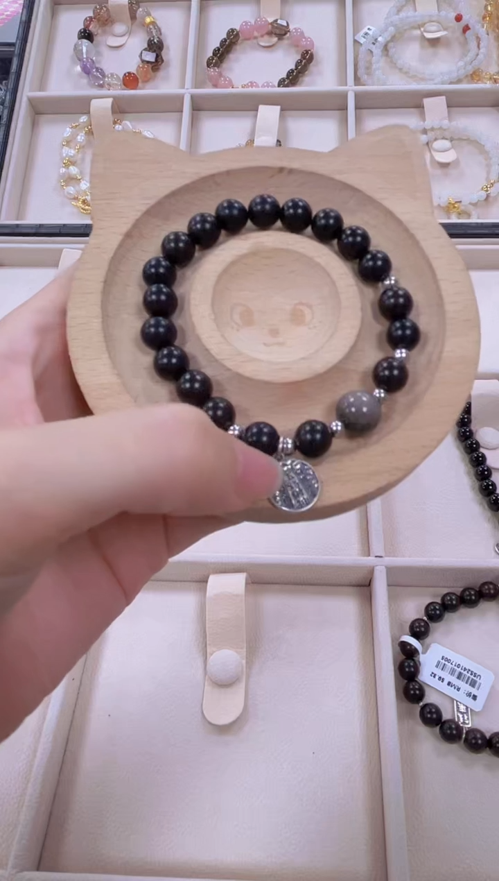 DIY黑坛手串111111W