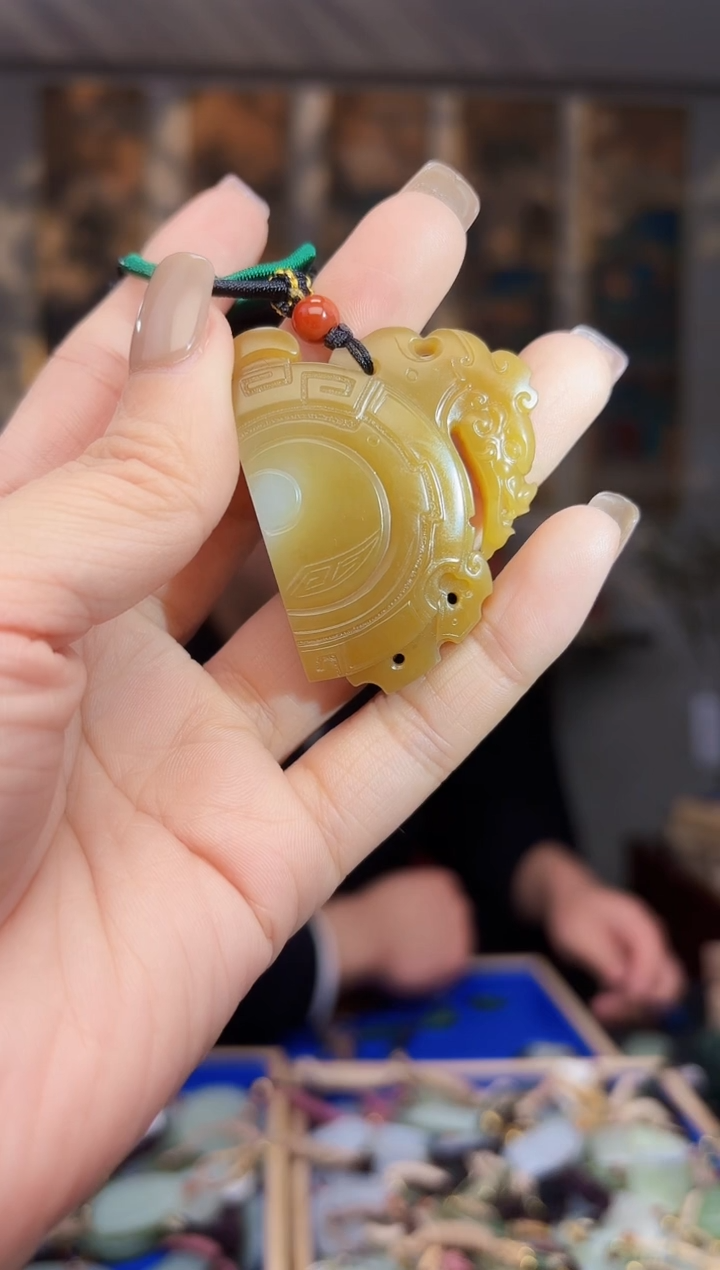 【闪购商品】和田玉挂件未镶嵌拍一发一