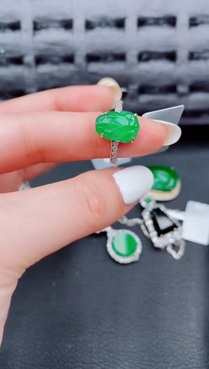 【闪购商品】翡翠戒指银S925镶嵌天然a货翡翠544