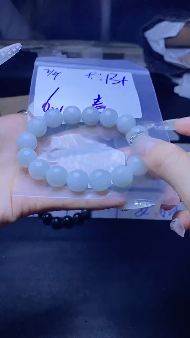 【闪购商品】定制翡翠未镶嵌珠串