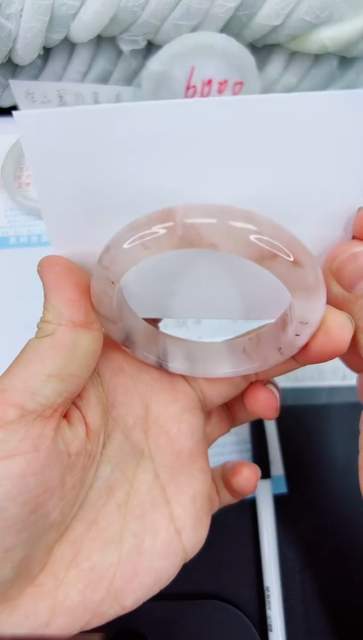 【闪购商品】石英质玉手镯未镶嵌214-52.5