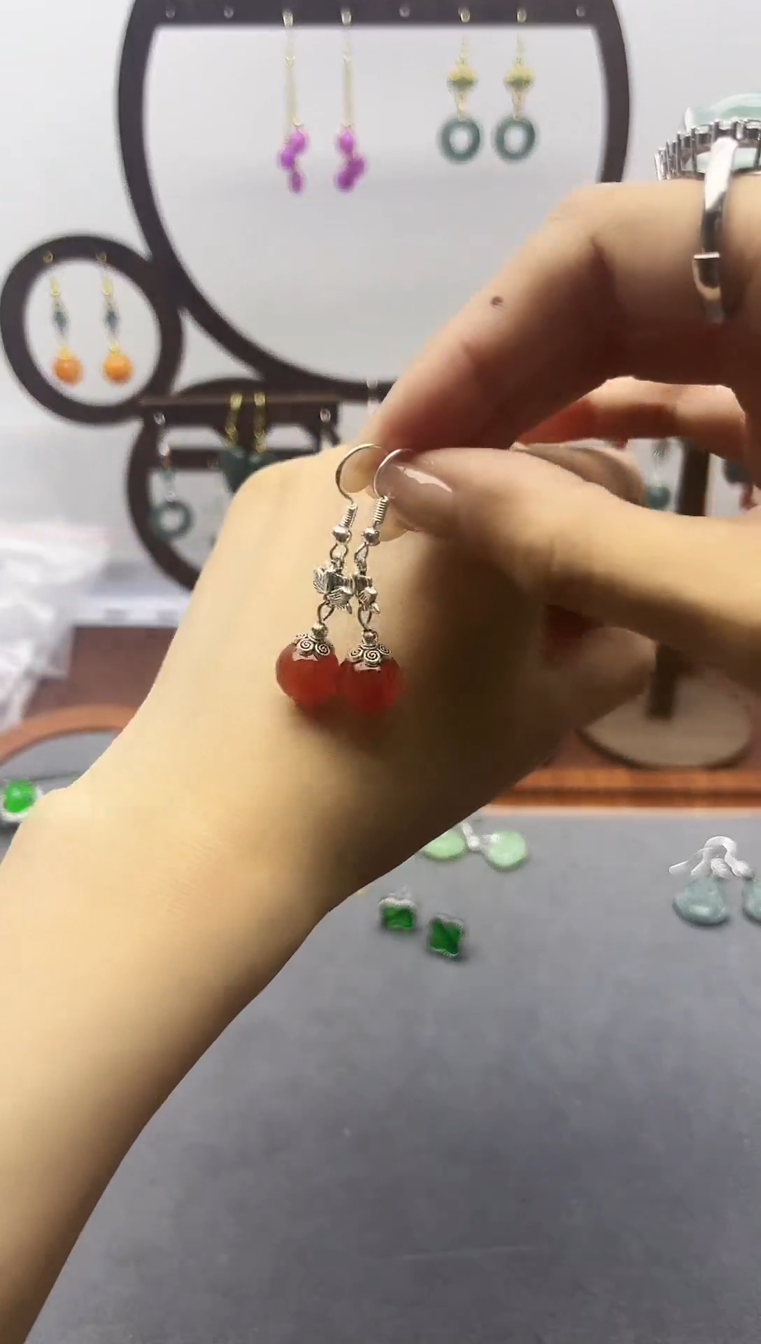 银S925镶嵌南红玛瑙耳饰222400