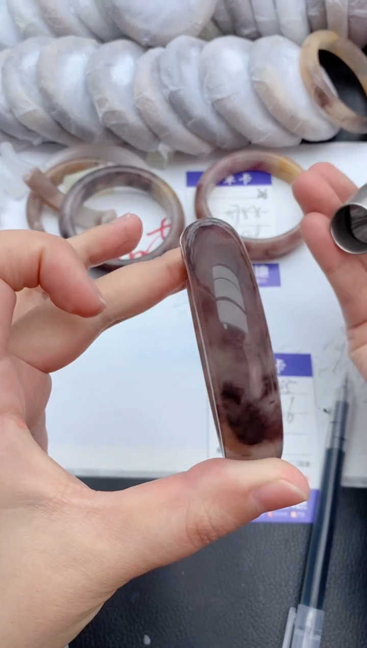 【闪购商品】石英质玉未镶嵌手镯245+56.6