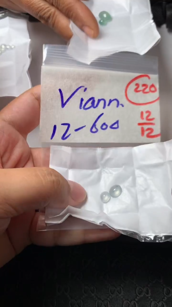 未镶嵌定制翡翠V***n缅甸天然翡翠A货220