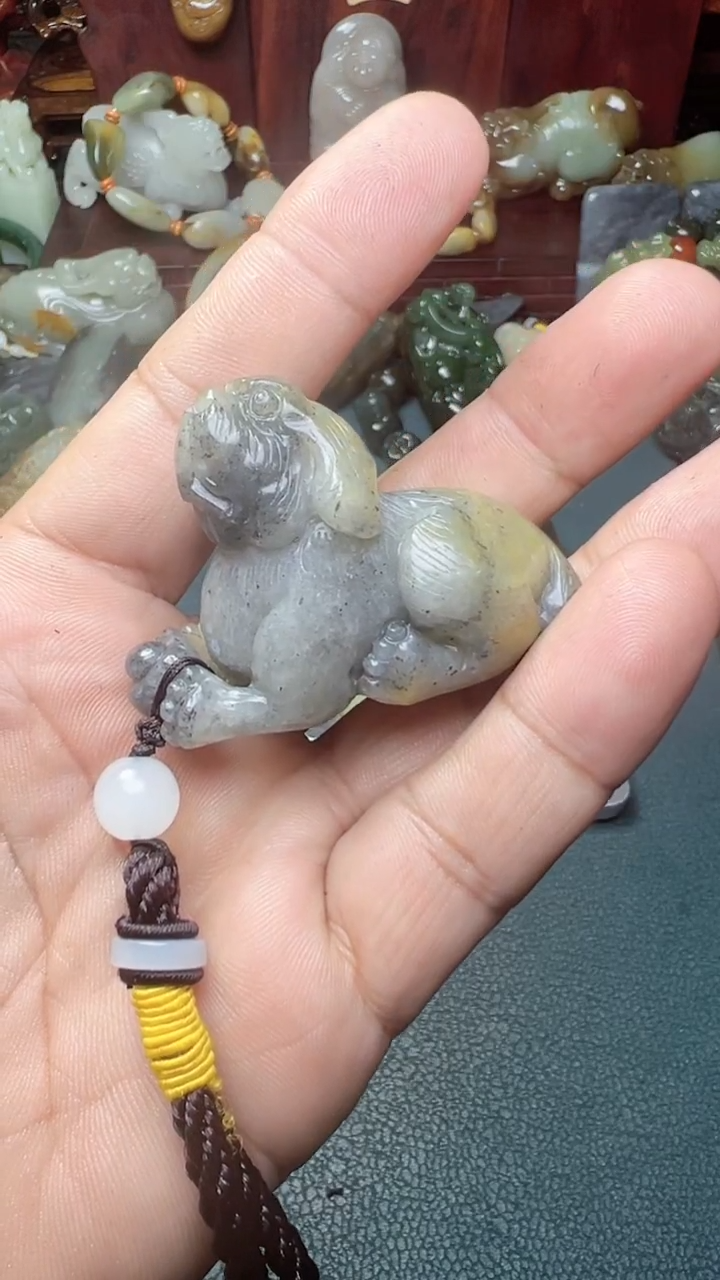 未镶嵌和田玉把件-