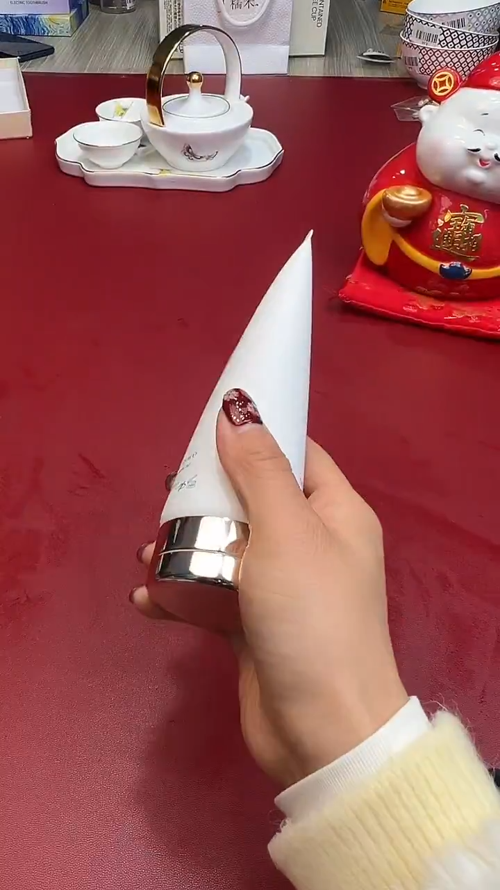 摆件瓷器放漏，快来抢啊！YF320