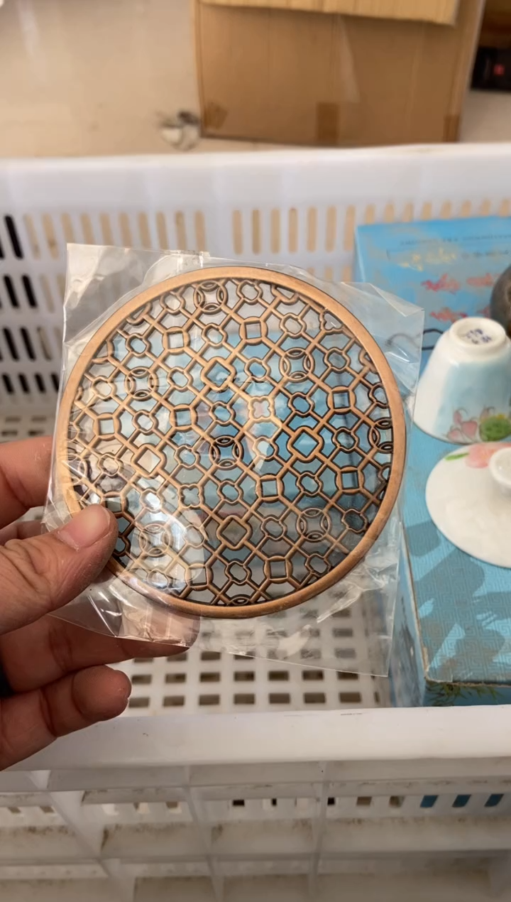 杯无运费险有瑕疵的摄影的产品有使用过的痕迹有点脏介意勿拍