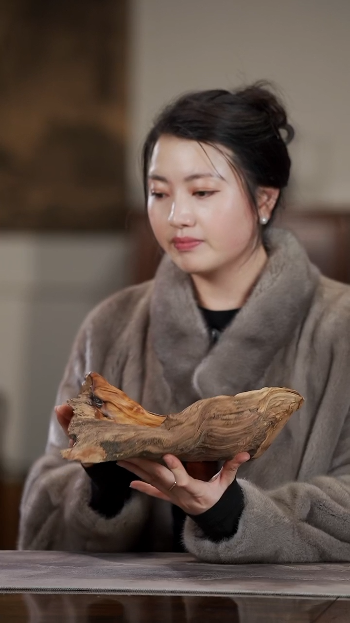 柏木（崖柏）073崖柏陈化黑油料-果篮