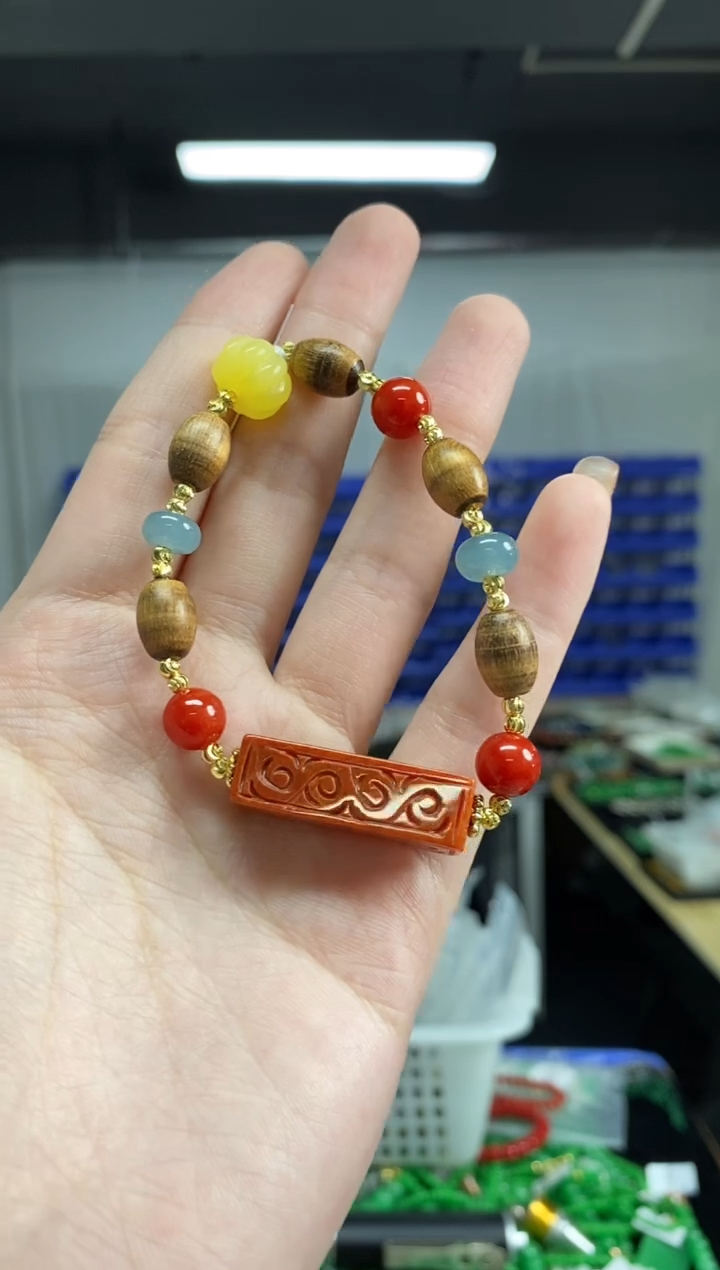 未镶嵌手链翡翠闪购链接  多样性发其一颜色微差