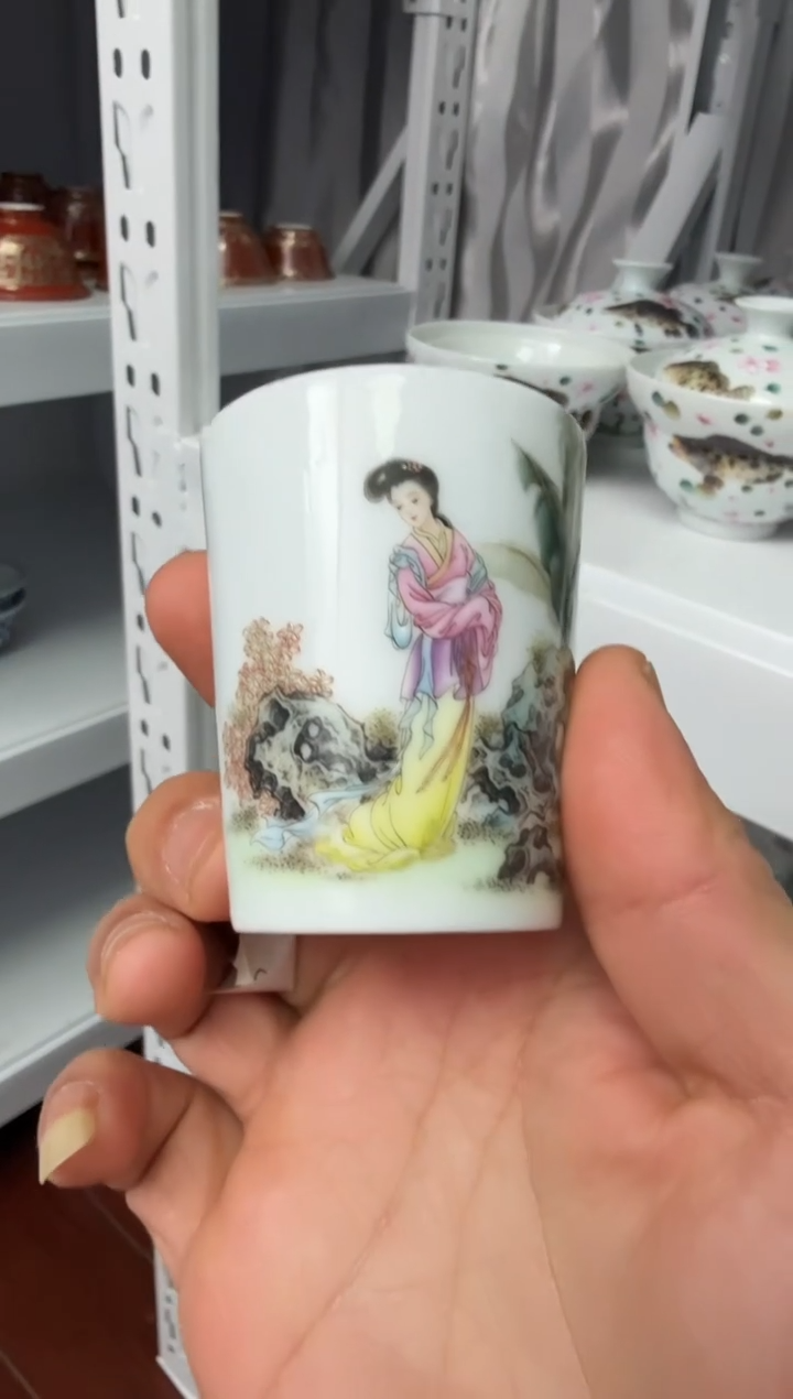 杯子陶仕女图直口杯仕女图直口杯