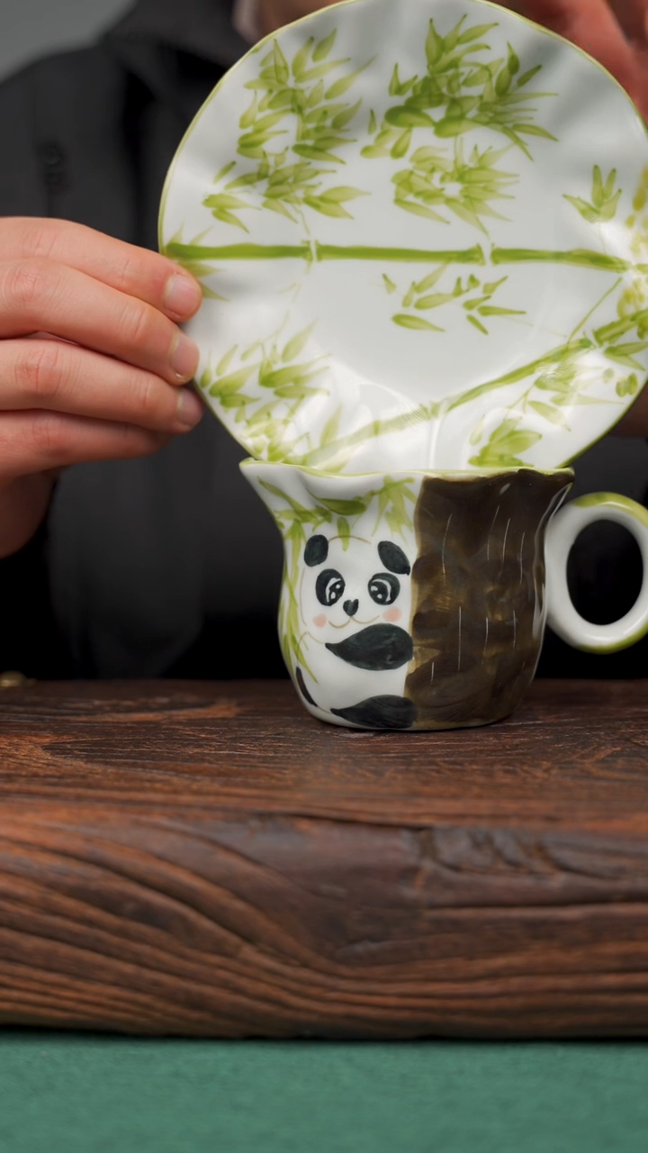 【闪购商品】瓷片寻一缕瓷香杯釉下手工手绘瓷器 熊猫咖啡杯