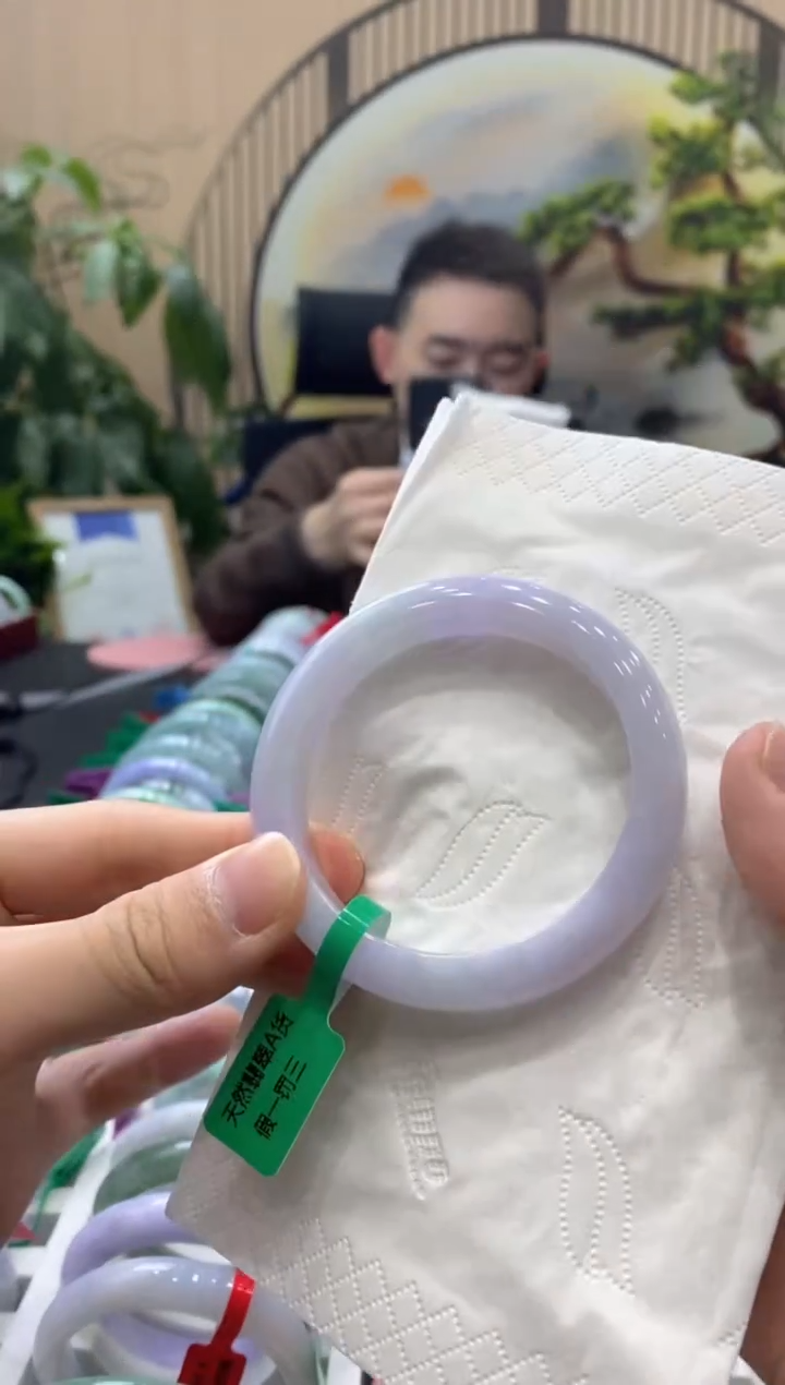 【闪购商品】翡翠手镯未镶嵌000014075