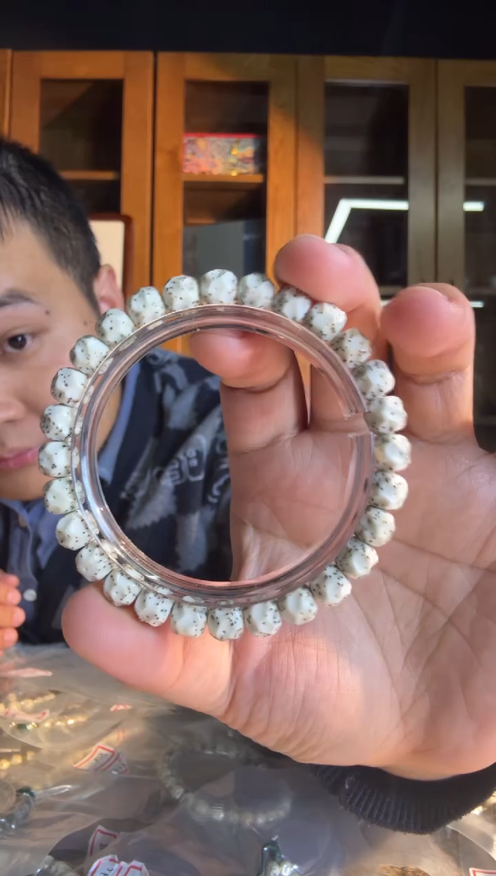 手串星月菩提骨瓷白8改无相单圈