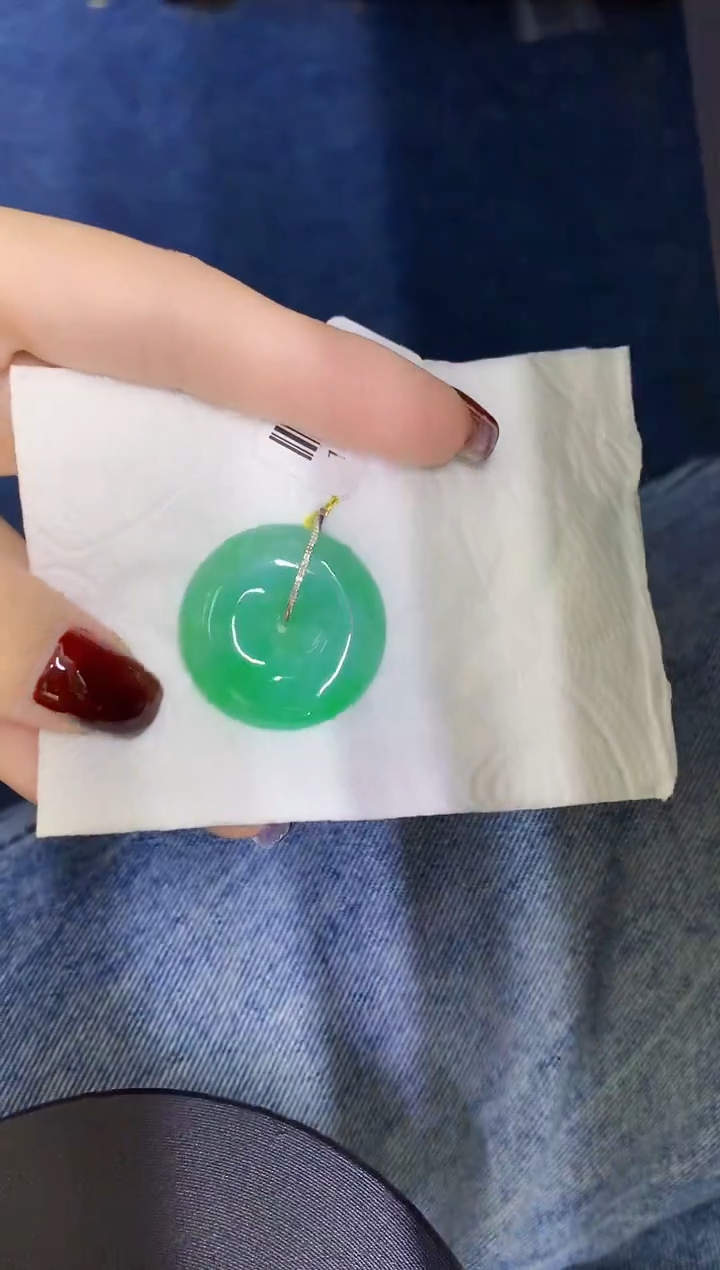 颈饰18K金镶嵌翡翠缅甸天然翡翠A货