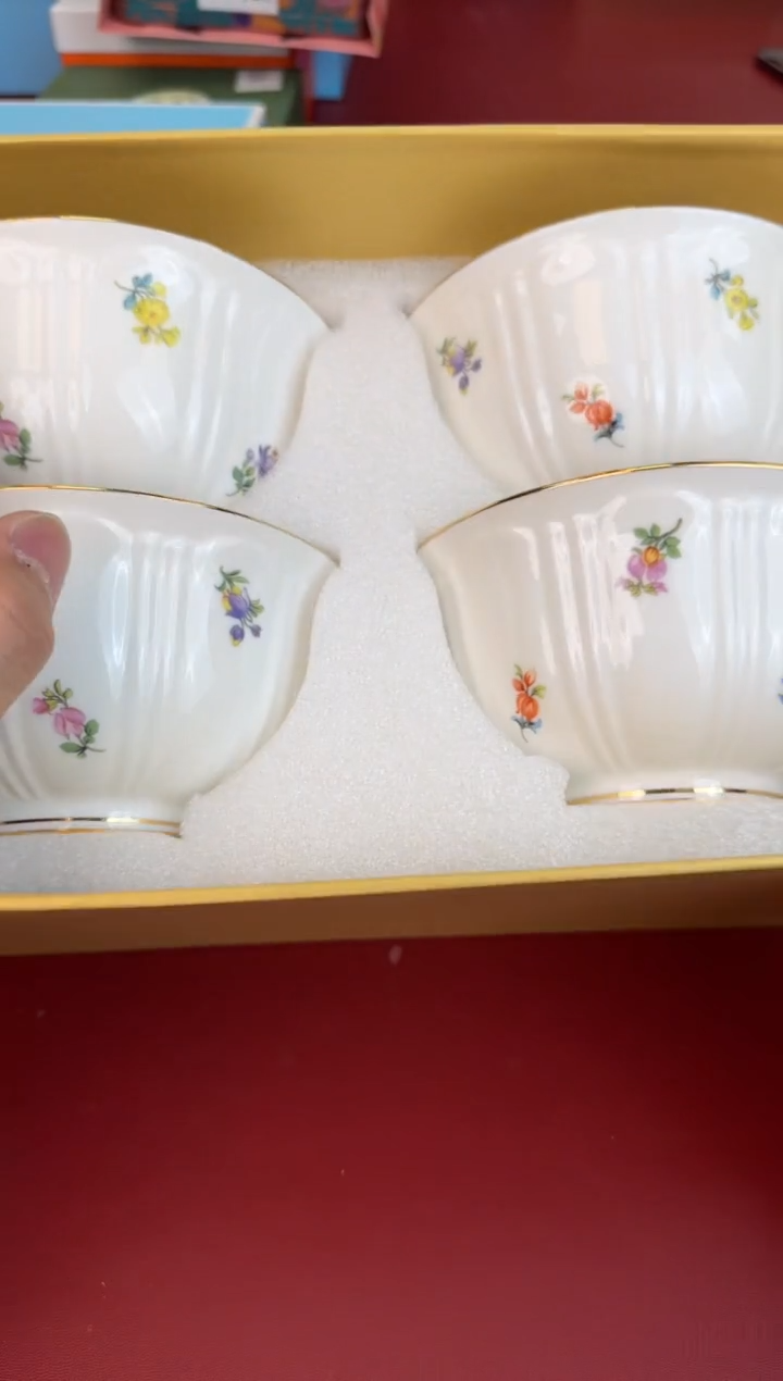 【闪购商品】瓷片新号开播全场漏@@H1859