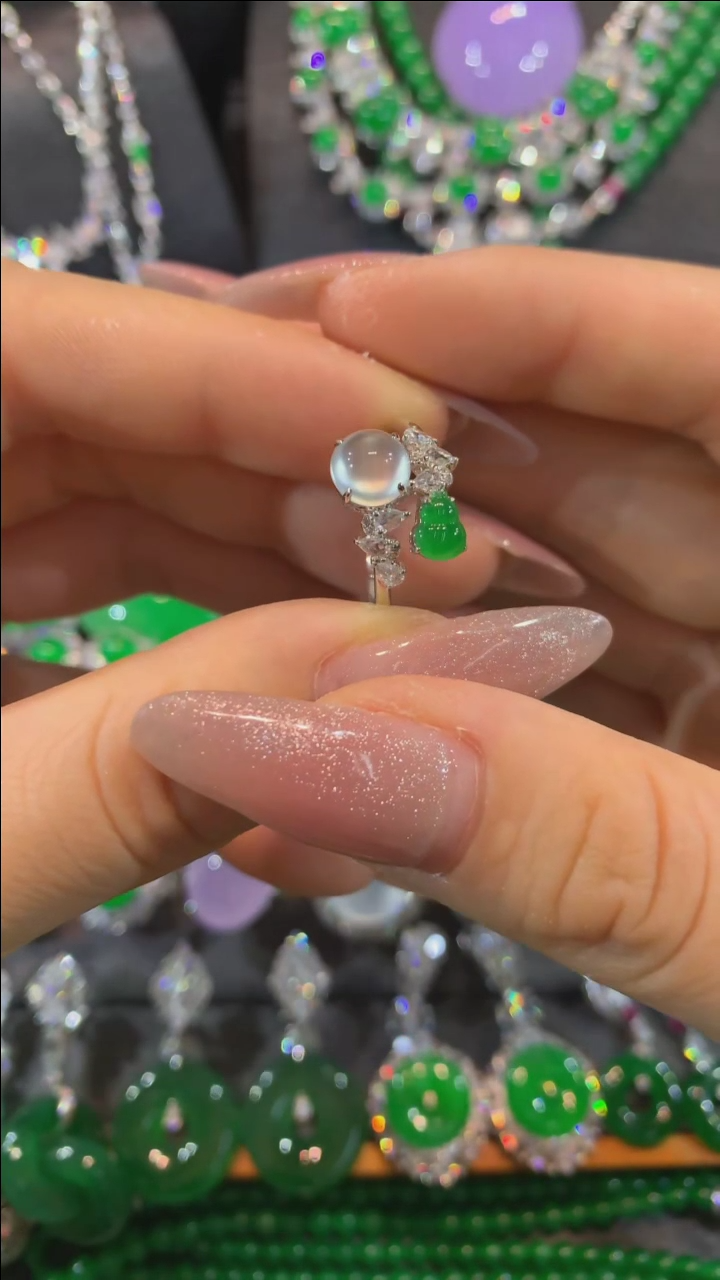 【闪购商品】翡翠戒指18K金镶嵌戒指