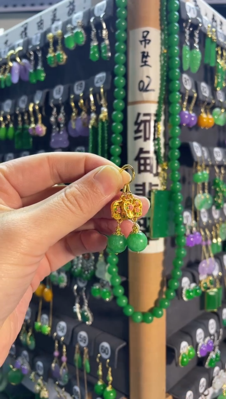 【闪购商品】翡翠耳饰银S925镶嵌521...