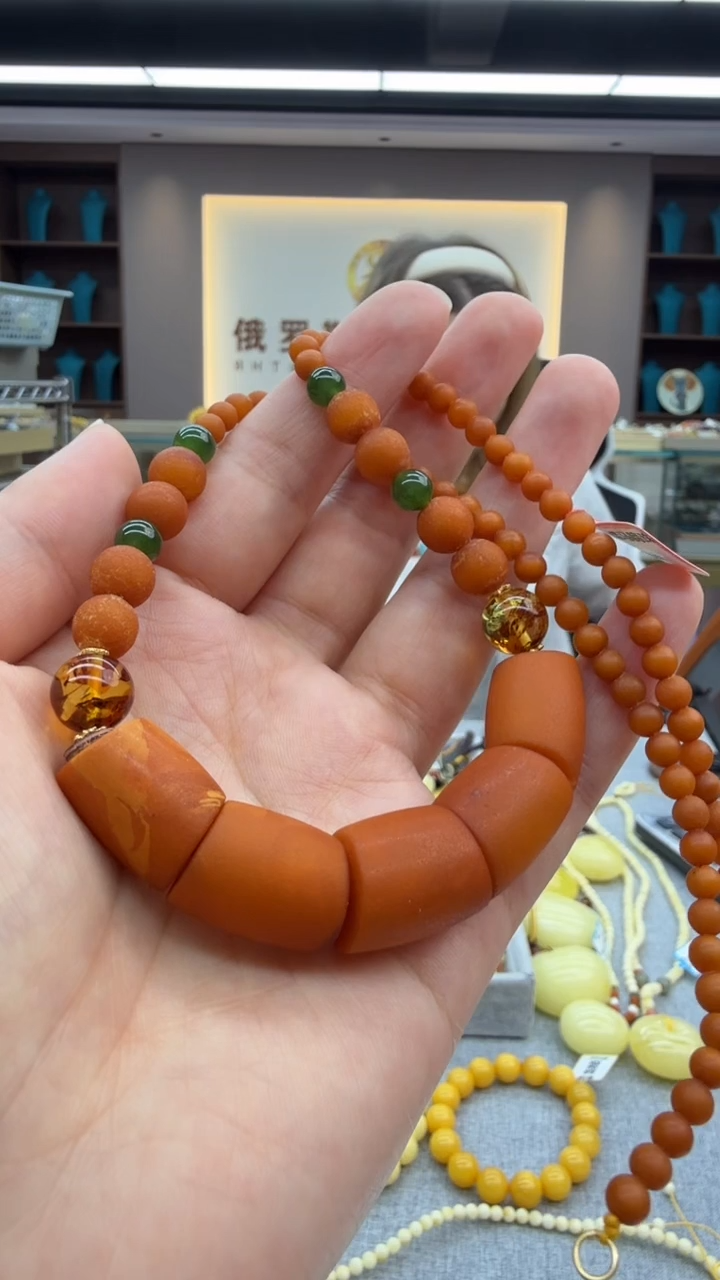 琥珀颈饰未镶嵌53秒拍号 假一罚三