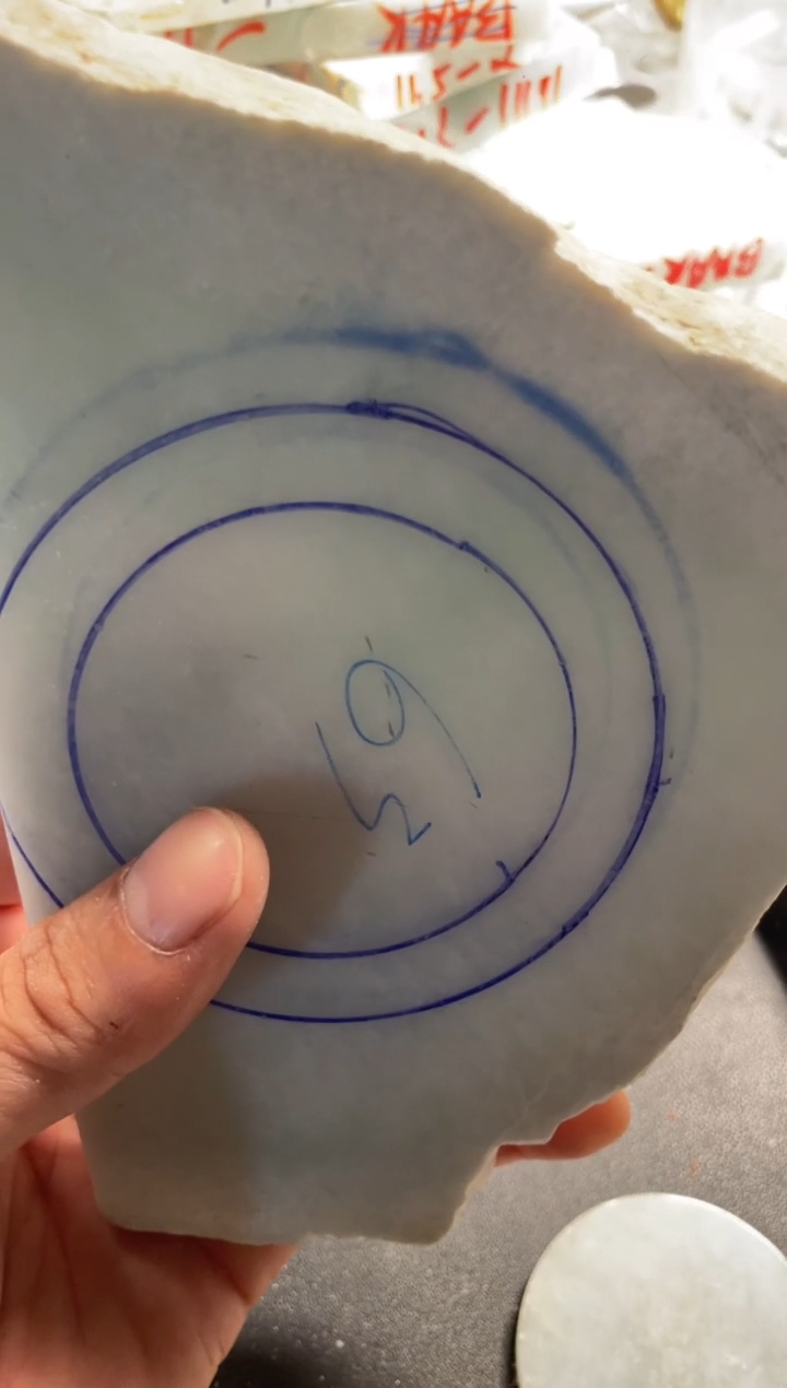 未镶嵌定制翡翠独**风翡翠