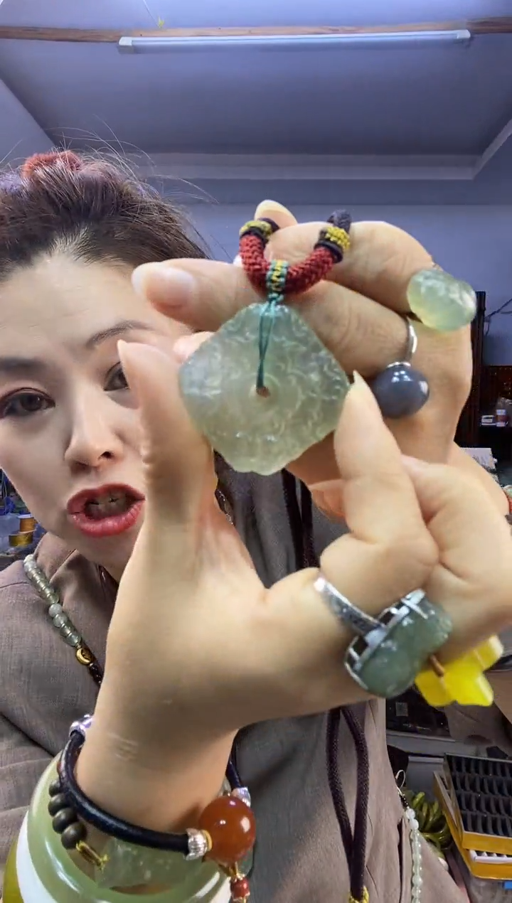 未镶嵌蛇纹石玉扣多样性随机发一