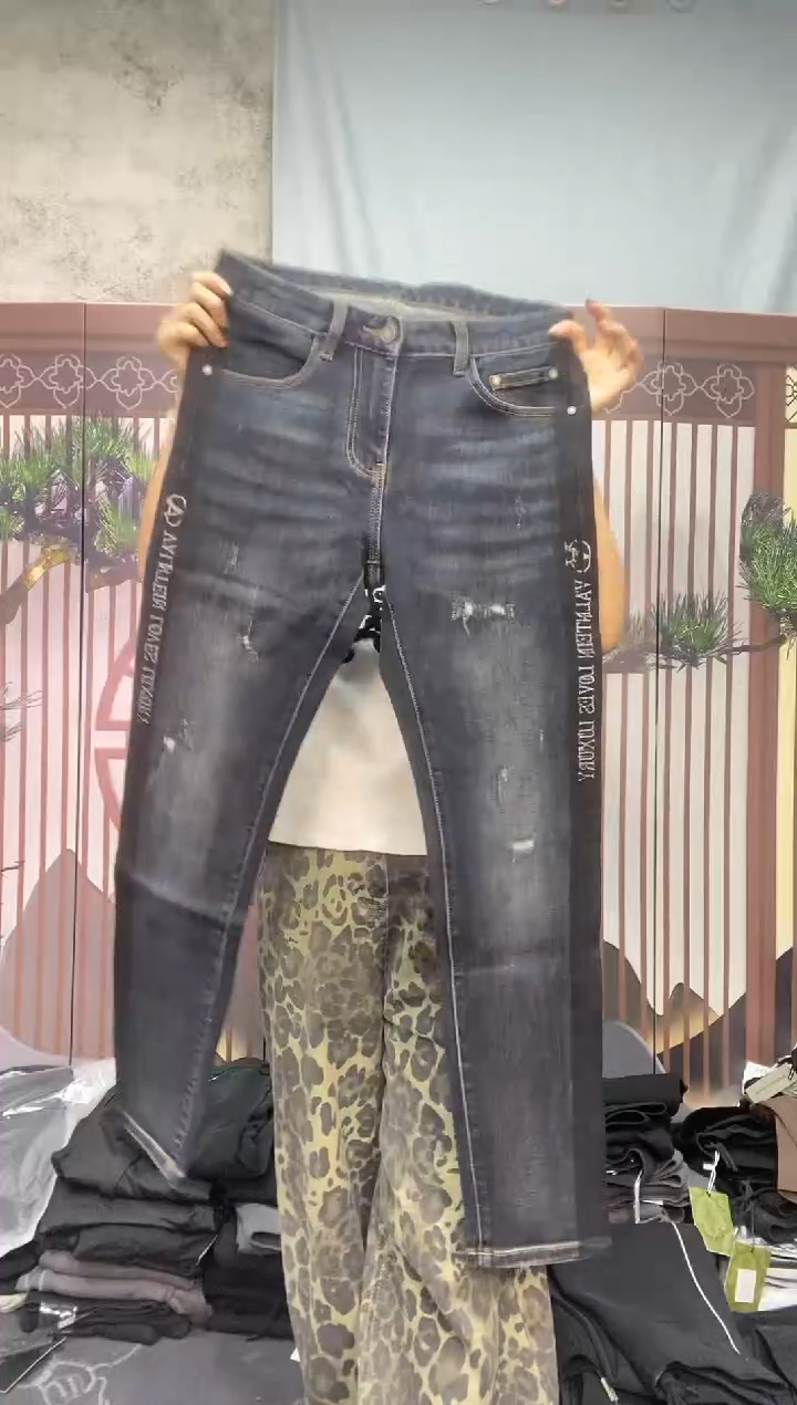 四季款休闲牛仔裤码30