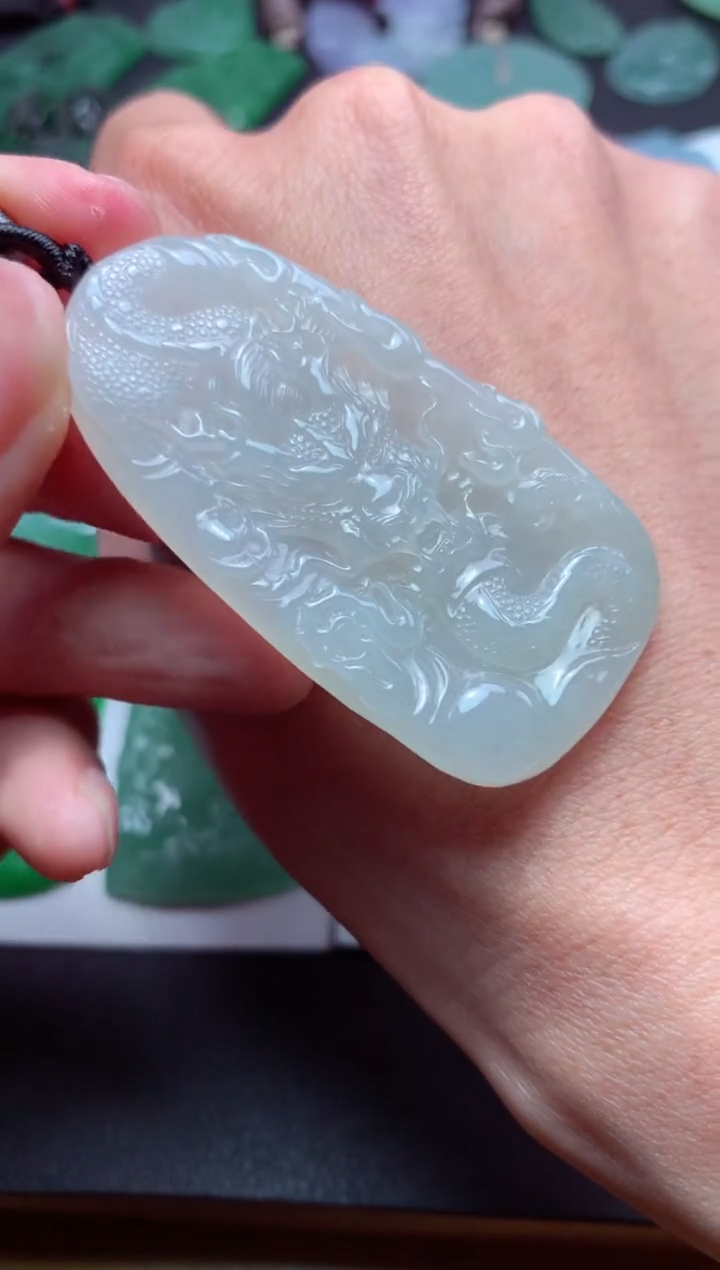 【闪购商品】翡翠颈饰未镶嵌天然翡翠