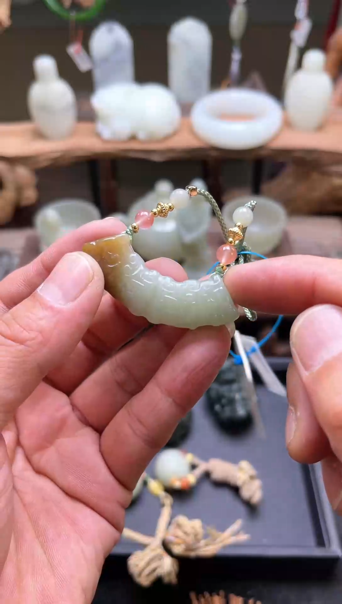 【闪购商品】和田玉吊坠未镶嵌且末蓝带糖 玉璜9006507