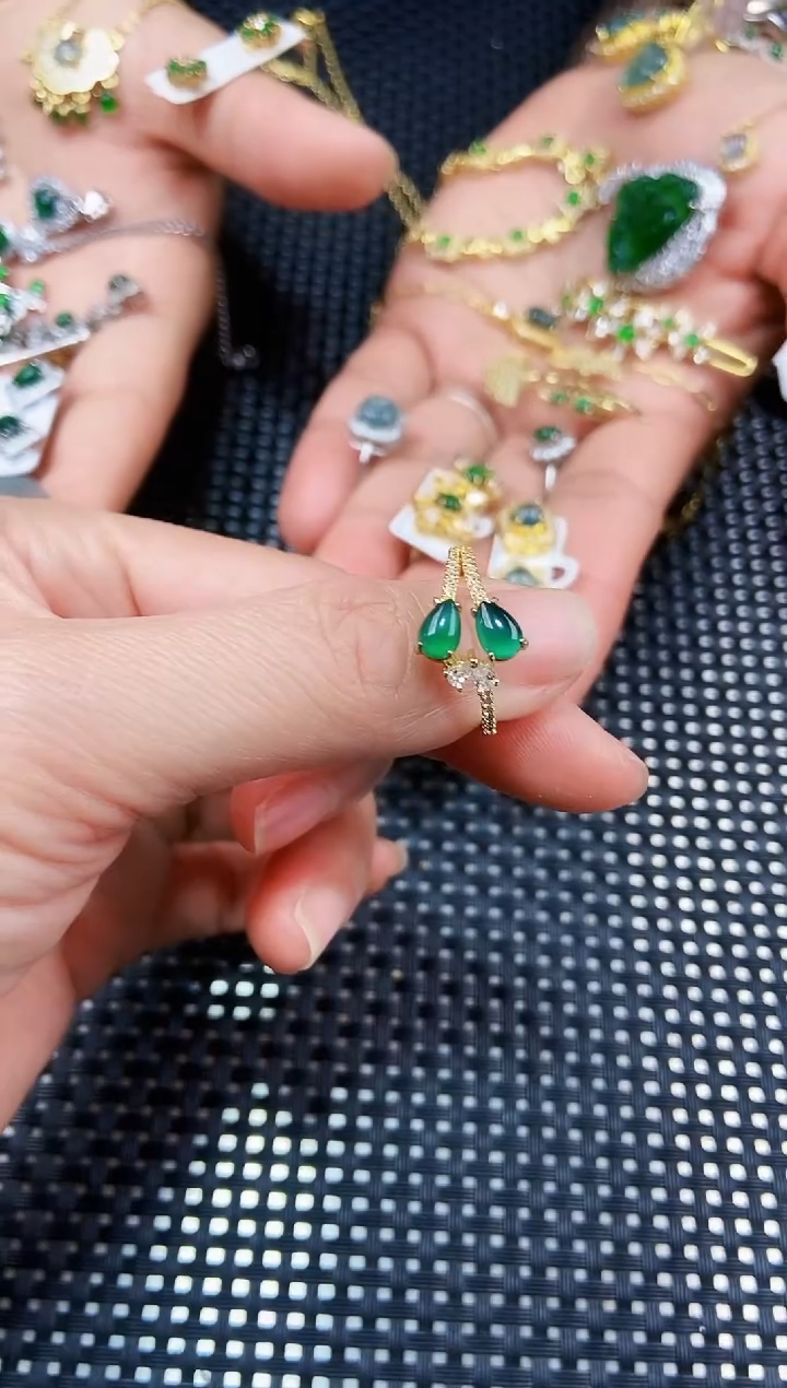 【闪购商品】翡翠戒指未镶嵌11111111