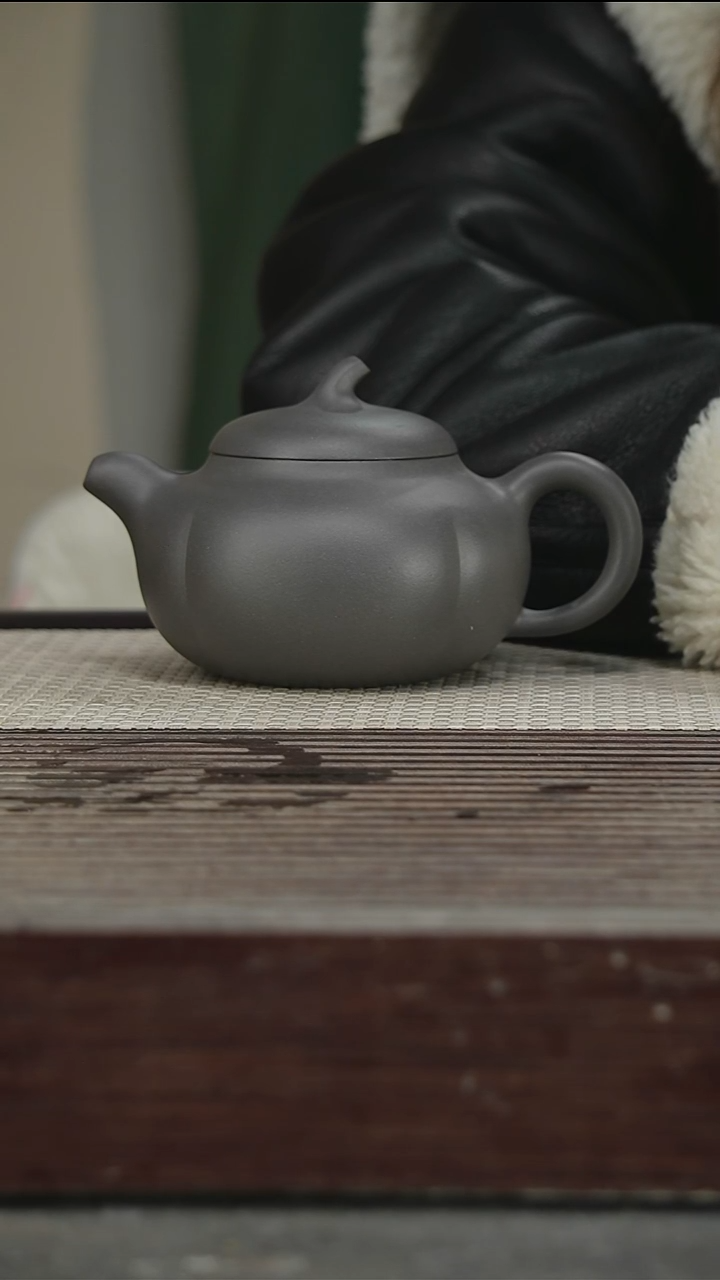 茶壶紫砂52号380CC