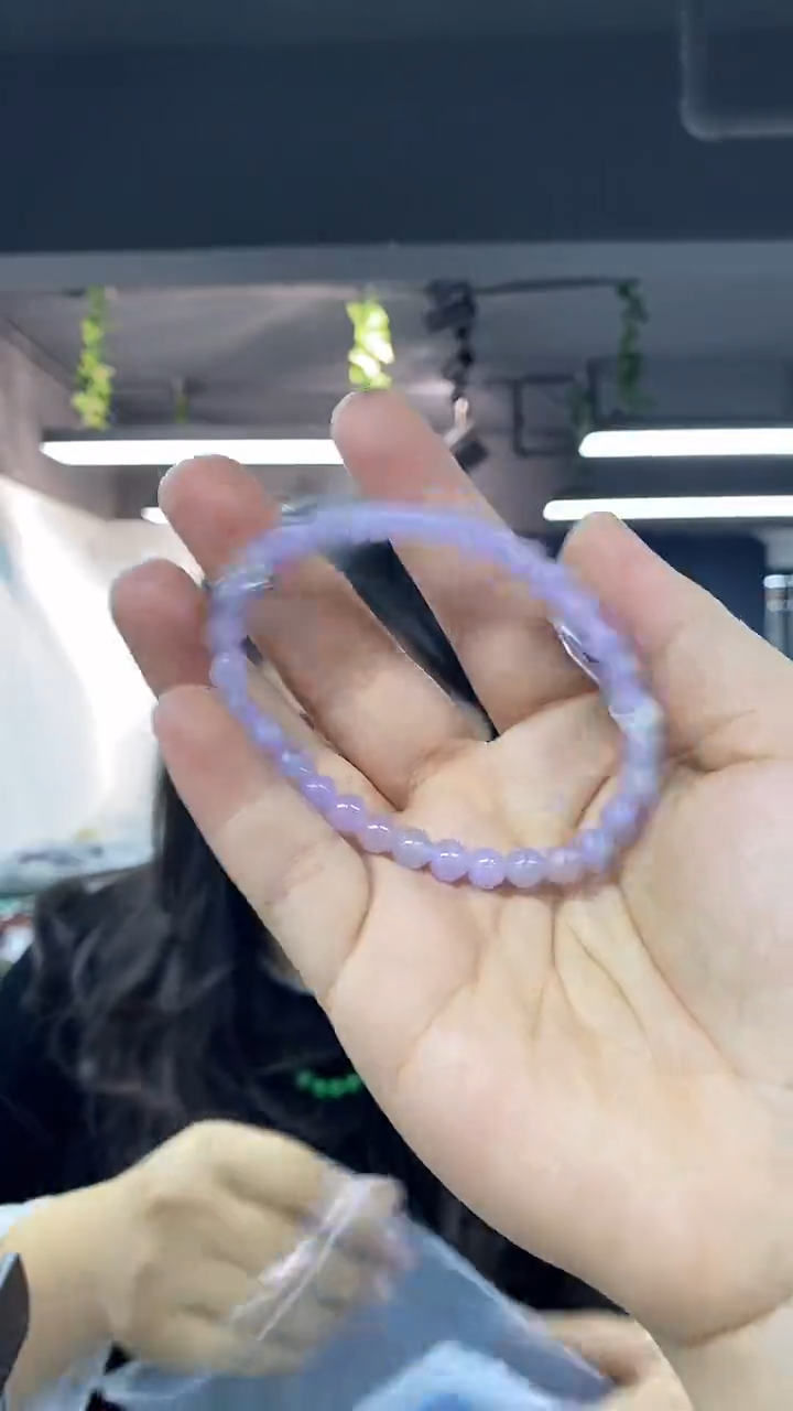 未镶嵌手串翡翠多样性发其一颜色微差