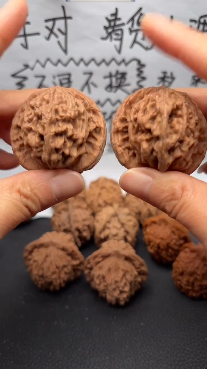 把件文玩核桃56虎头