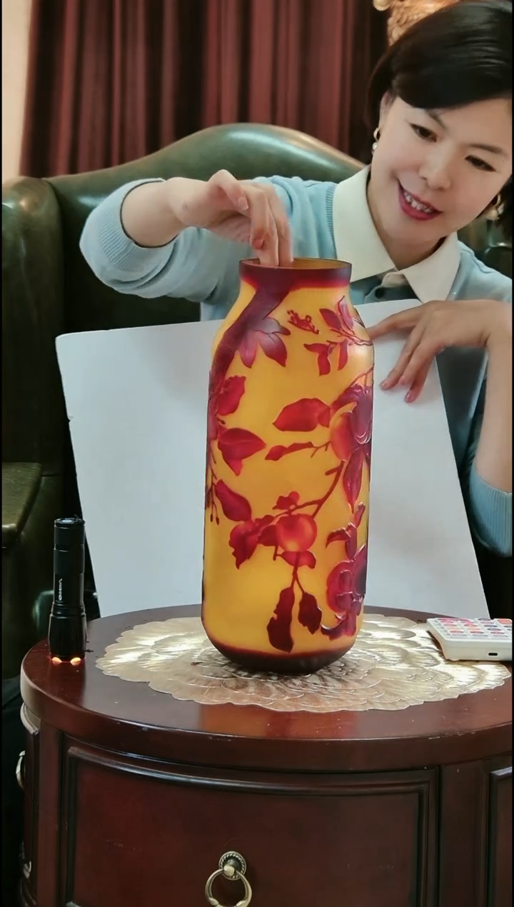 琉璃手工艺品格雷，高38口9