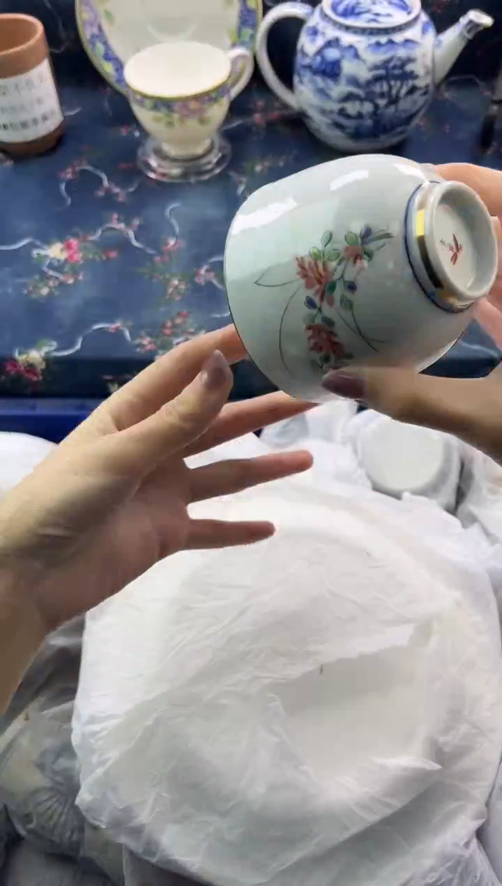 瓷片          E000