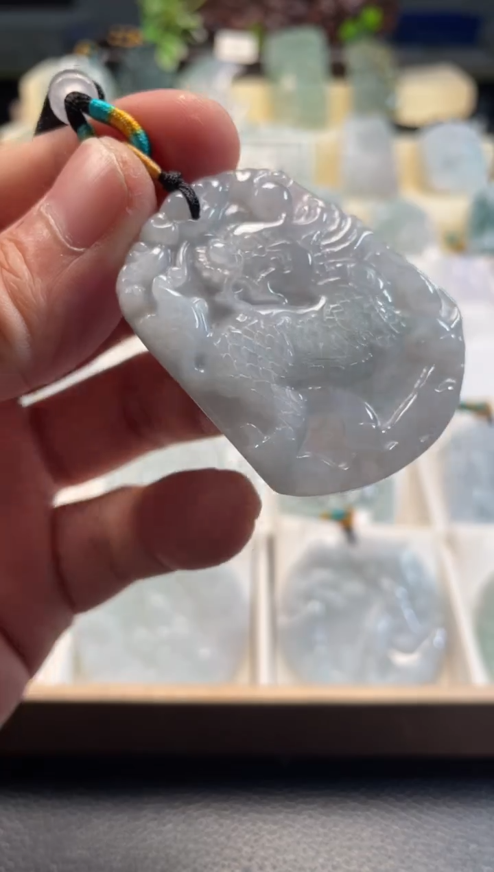 颈饰未镶嵌翡翠11/29/165