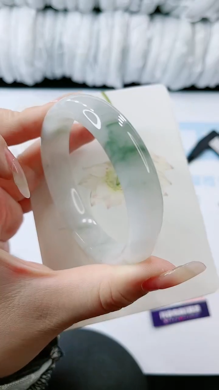 【闪购商品】石英质玉手镯未镶嵌多样性发货V665