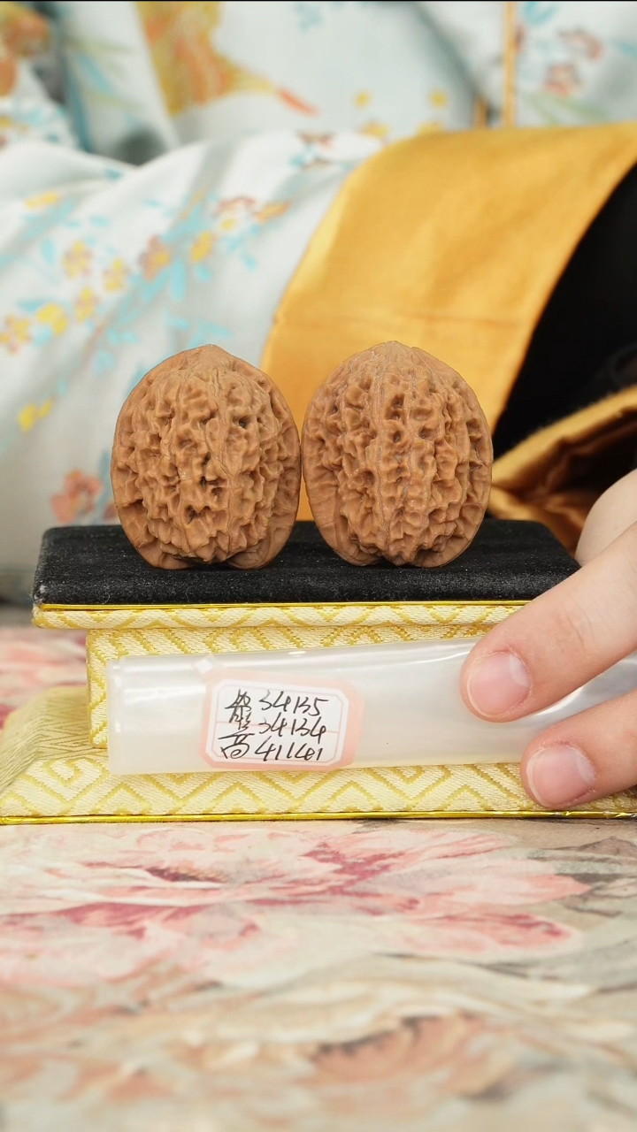 【闪购商品】文玩核桃把件非嫁接将军榜
