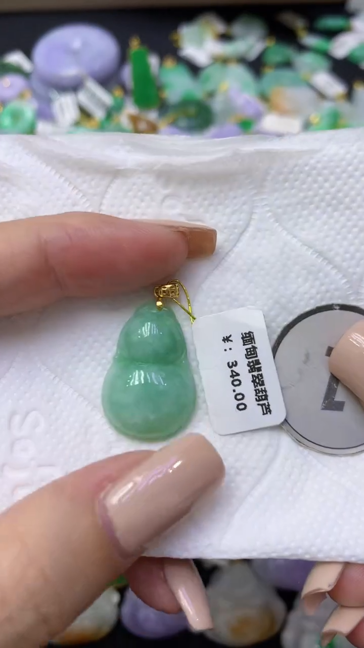 颈饰未镶嵌翡翠天然缅甸翡翠A货